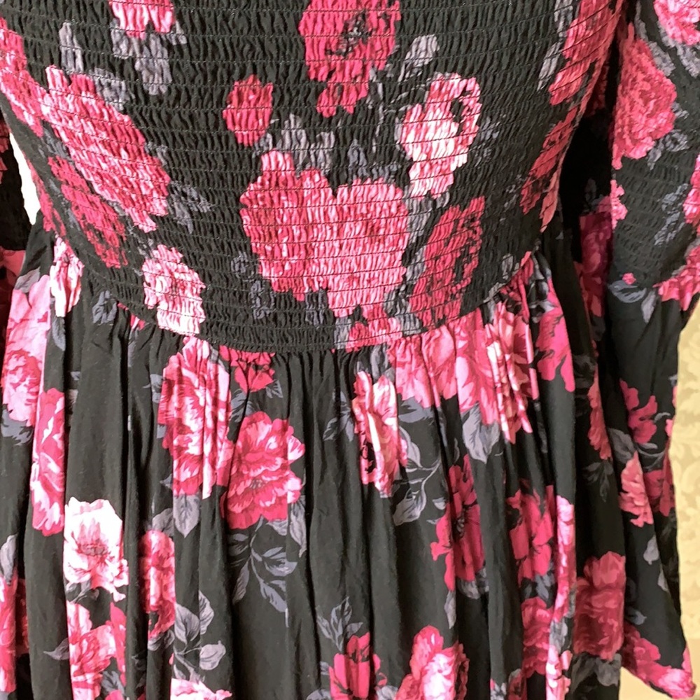❌SOLD❌Torrid Smocked Handkerchief Floral Dress - Picture 7 of 9